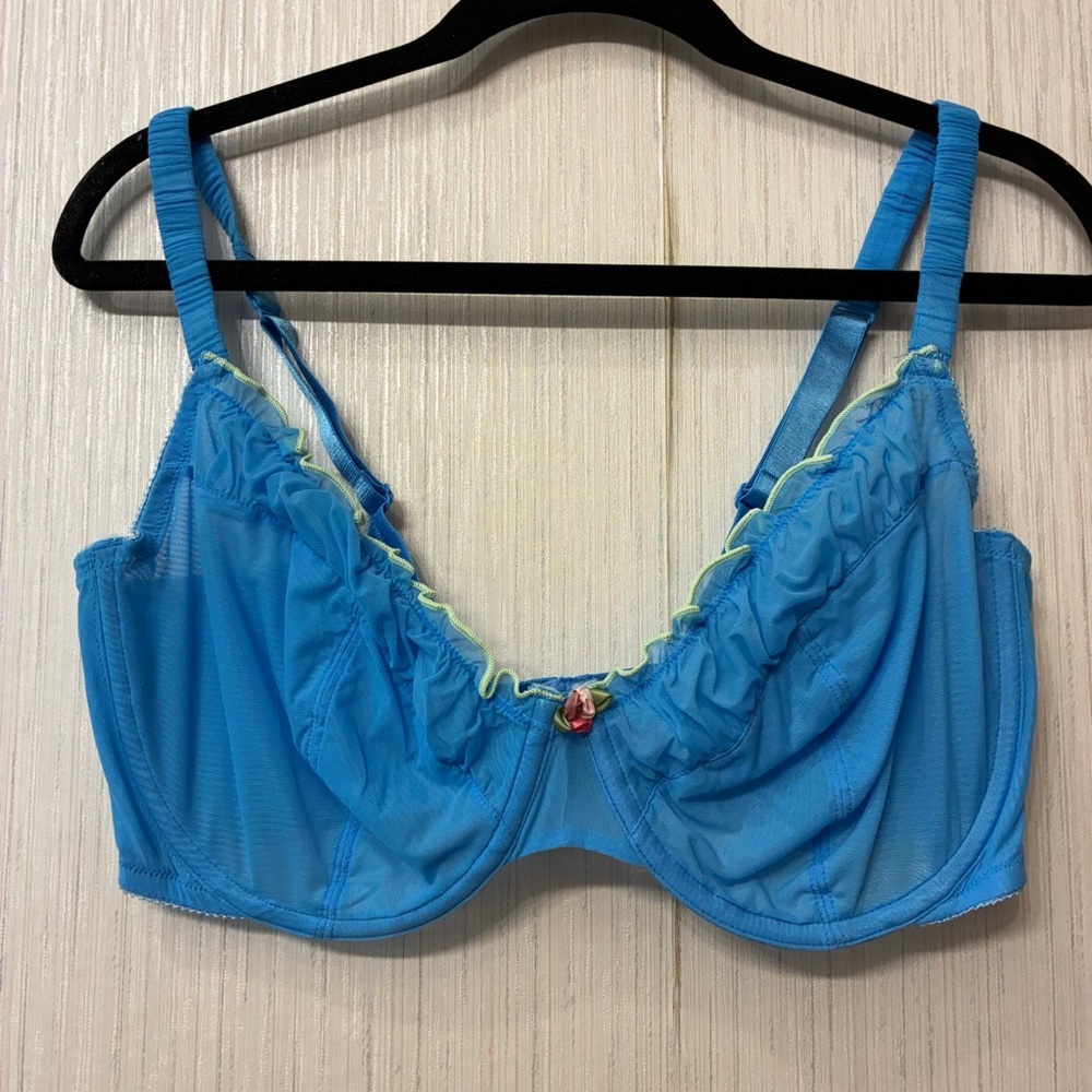 Cacique 40DD Mesh Ruffle Bra‎ Blue